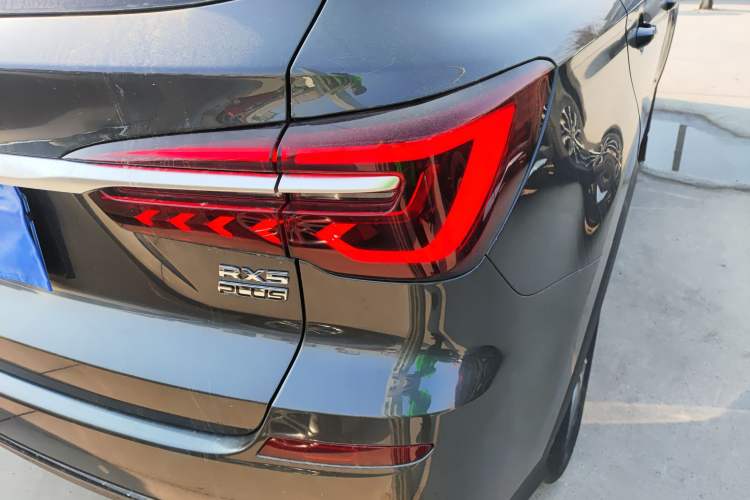 Used Roewe RX5 2025 PLUS 330TGI Automatic Trendsetting Smart Edition Right Rear Taillight