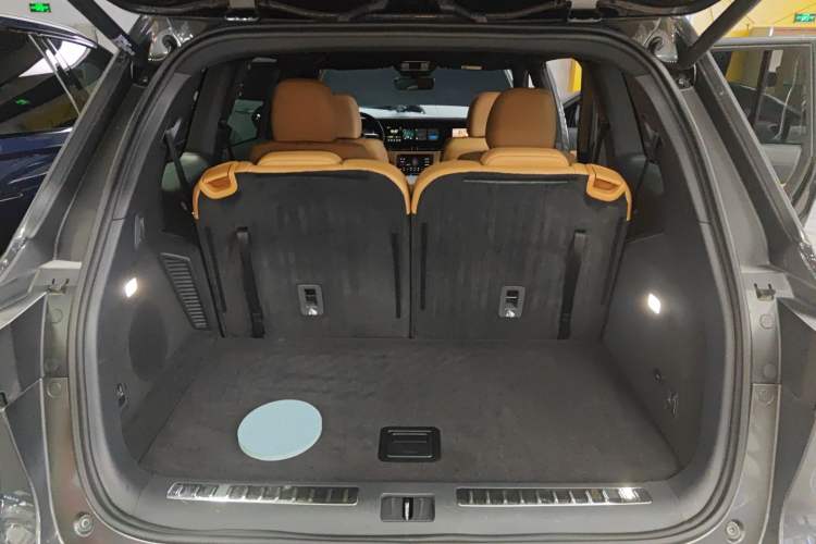 Used Li Auto ONE 2020 Extended-Range 6-Seater Version Trunk