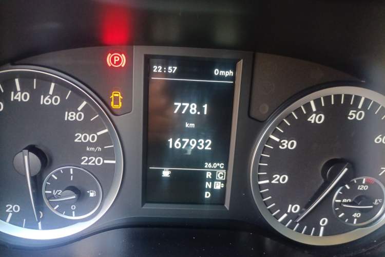 Used Mercedes-Benz Vito 2018 2.0T Elite Version 7 Seats China V Emission Standard
