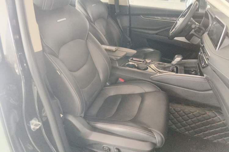 Used SAIC MAXUS D90 2017 2.0T Automatic All-Wheel Drive Sirius