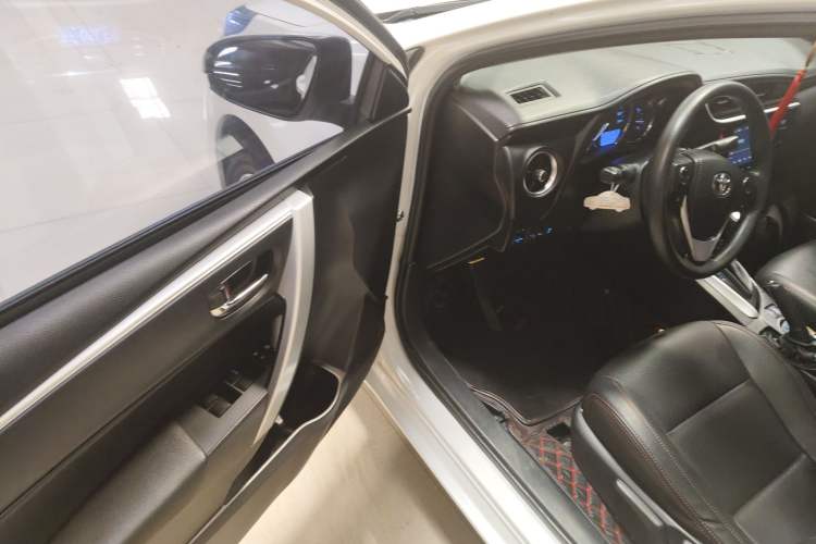 Used Toyota Levin 2017 Revised 185T CVT Elite Edition China V Standard
