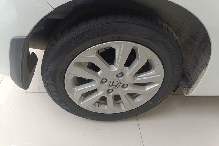 Used Honda Fit 2018 1.5L CVT Comfort Sunroof Version