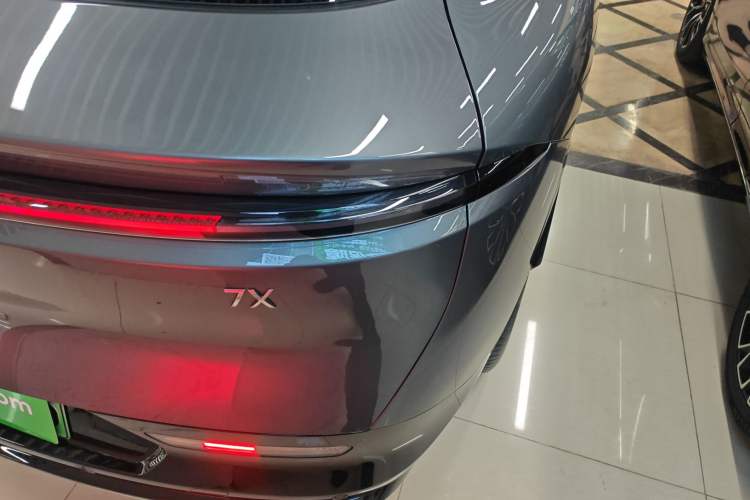 Used Zeekr 7X 2025 100kWh Long-Range All-Wheel Drive Intelligent Driving Version
