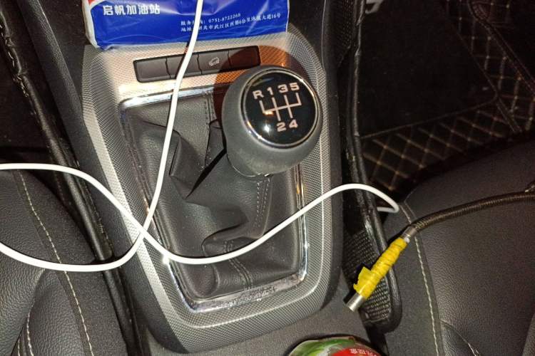 Used Roewe RX3 2020 1.6L Manual 4G Connect Ultra-Fresh Flagship Edition
