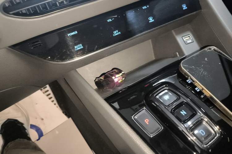 Used Hyundai Sonata 2022 380TGDi Automatic 20th Anniversary Edition Vehicle Key