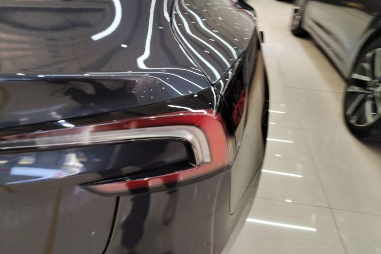 Used Tesla Model 3 2023 Rear-Wheel-Drive Version Right Rear Taillight