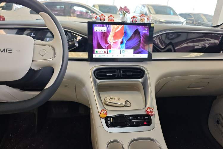 Used Geely Galaxy Geome 2025 310km Youth Edition Audio And AC Panel