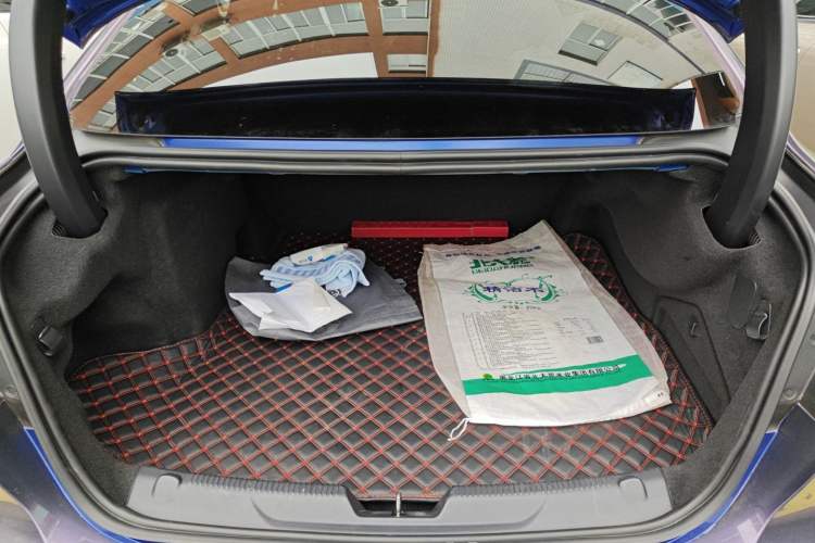 Used Jaguar XEL 2020 2.0T 200PS R-DYNAMIC Youth Sports Edition
