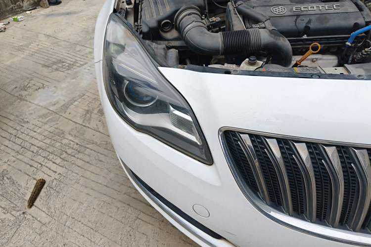 Used Buick Regal 2015 1.6T Elite Tech Model Right Front Headlight