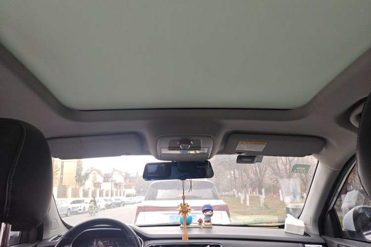 Used Roewe RX5 2019 20T Two-Wheel Drive Automatic 4G Connected Platinum Edition