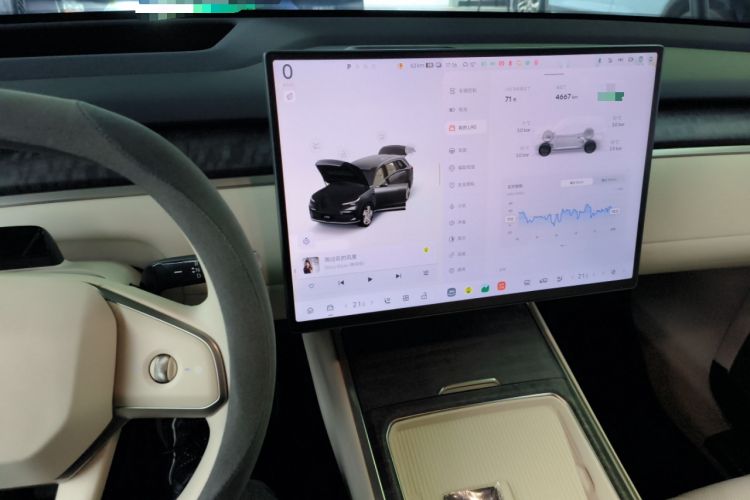 Used ONVO Luxeed L90 2025 Model—Max Six-Seater Version
