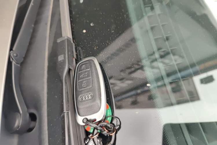 Used Audi Q3 Sportback 2020 45 TFSI quattro Luxury Edition Vehicle Key