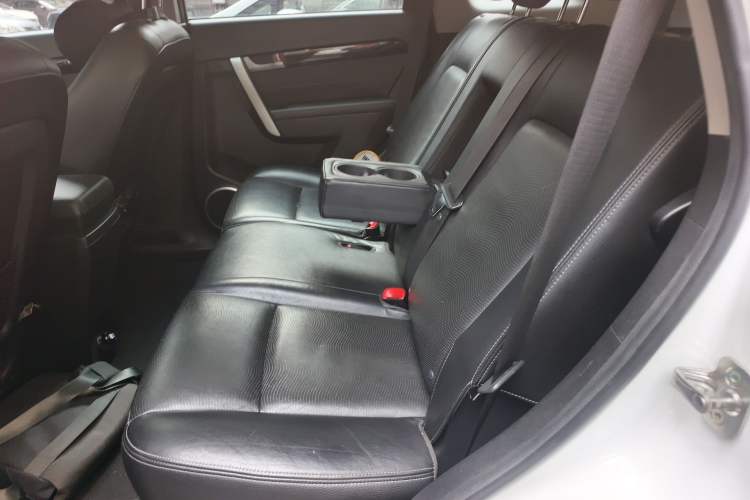 Used Chevrolet Captiva 2014 2.4L Two-Wheel Drive Urban Version 7 Seats
