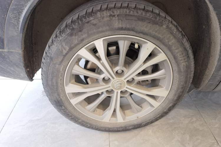 Used Buick Envision 2022 Encore Plus 652T Five-Seat Luxury Model