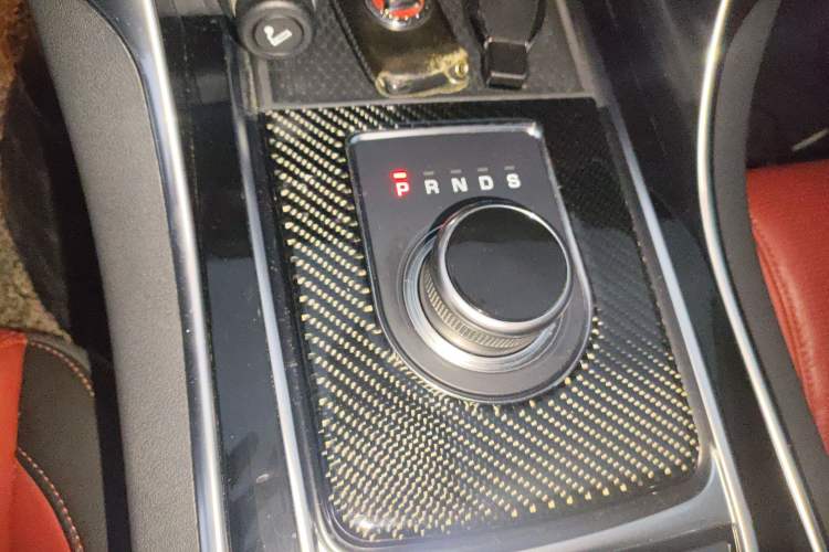 Used Jaguar XE 2018 2.0T 300 PS All-Wheel-Drive R-Sport Sport Edition
