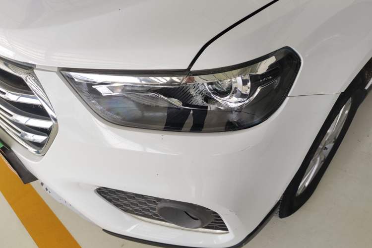 Used Haval H6 2018 Blue Label Sport Edition 1.5T Automatic Two-Wheel Drive Elite Model Left Front Headlight