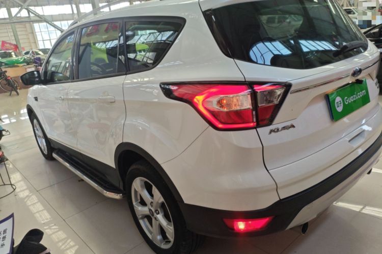 Used Ford Kuga 2017 EcoBoost 180 Two-Wheel-Drive Elite Trim
