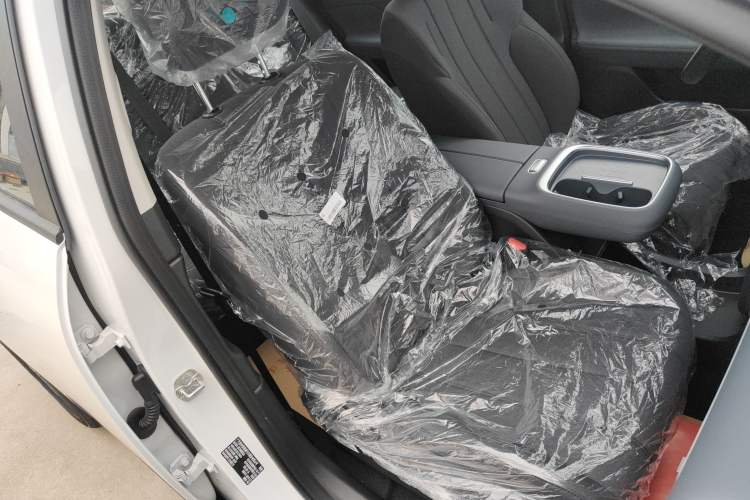 Used AION UT 2025 330 Starlight Edition Right Front Seat