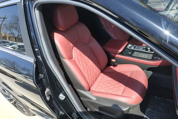 Used JETOUR X70 PLUS 2023 1.6T DCT Stronger PLUS 5-seater Right Front Seat