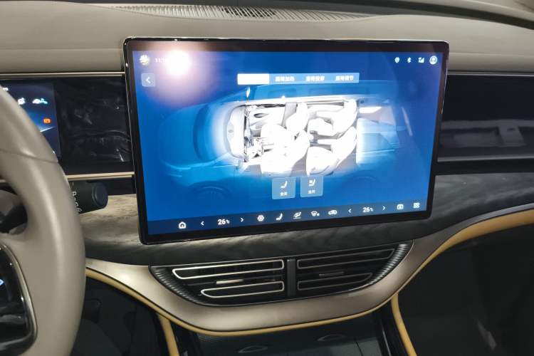 Used Denza D9 2022 DM-i 1040 Prestige Model