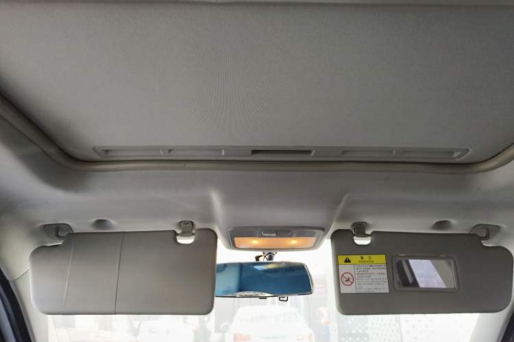 Used FORTHING Joyear XV 2016 1.6L CVT Luxury Model