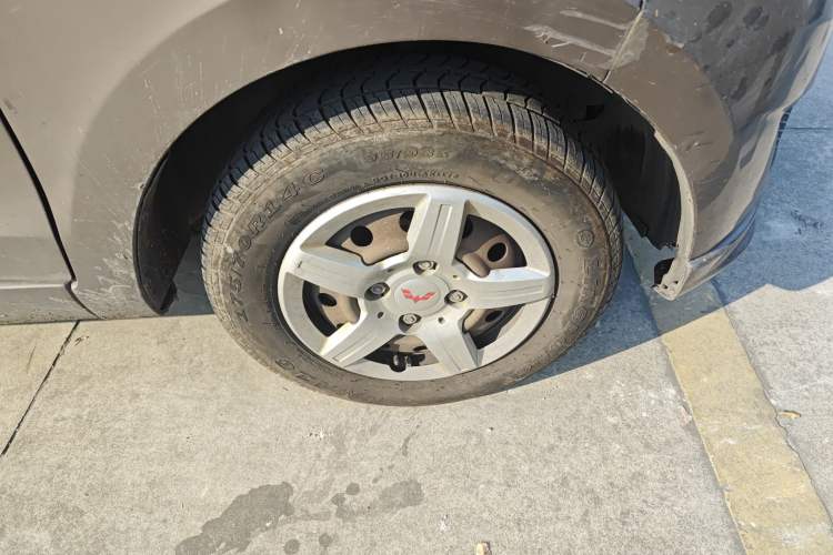 Used Wuling Hongguang 2015 1.5L S Basic Version China V Standard