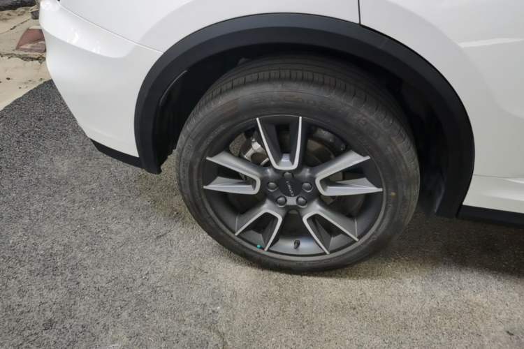 Used Lynk & Co 01 2025 2.0TD Two-Wheel Drive Refreshed Pro Version Right Rear Wheel Hub