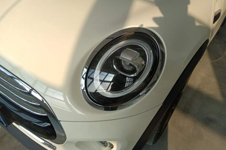 Used MINI MINI 2019 1.5T COOPER Artist
