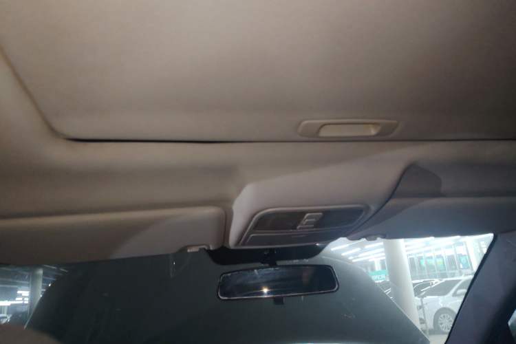 Used CHANGAN CS75 2014 1.8T Automatic Prestige Model China IV Standard
