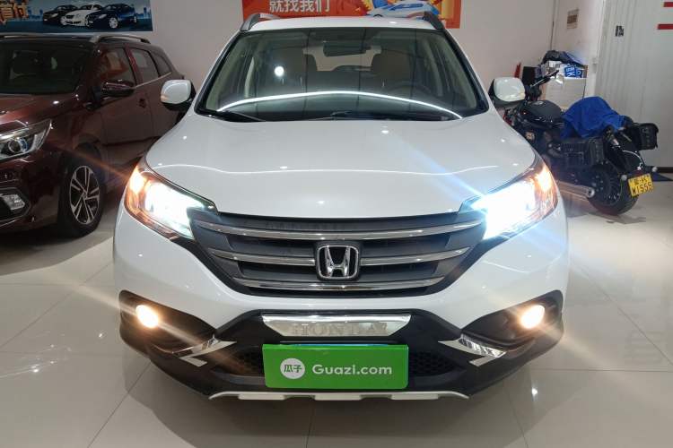 Used Honda CR-V 2012 2.0L two-wheel drive urban version
