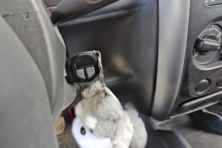 Used Suzuki Jimny 2015 1.3 AT JLX Vehicle Key