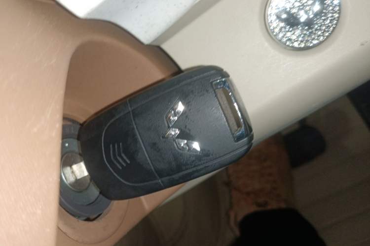 Used Wuling Hongguang MINIEV 2024 3rd Generation 215km Youth Edition Interior 1