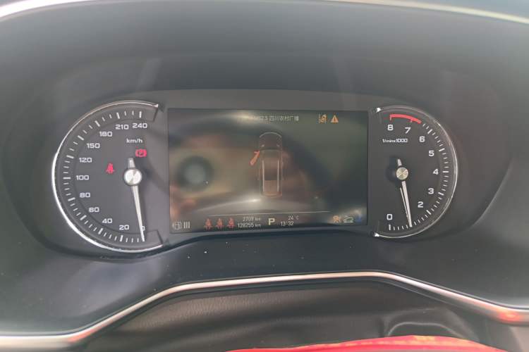 Used Roewe RX8 2018 30T Smart Connectivity All-Wheel Drive Supreme Edition