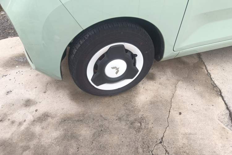 Used Wuling Hongguang MINIEV 2021 Macaron Premium Model – Lithium-NMC