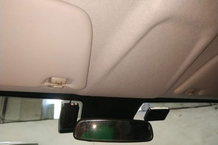 Used Ford Transit 2023 2.0T Diesel Manual Multifunction Commercial Vehicle Short Wheelbase Low Roof 5/6 Seats
