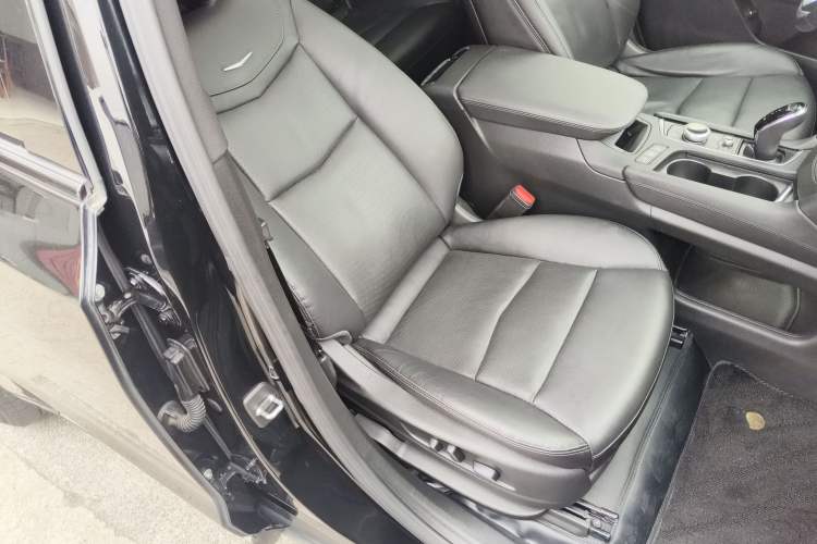 Used Cadillac XT6 2022 2.0T Six-Seater Four-Wheel-Drive Prestige Version