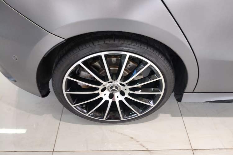 Used Mercedes-Benz A AMG 2022 AMG A 35 4MATIC Right Rear Wheel Hub
