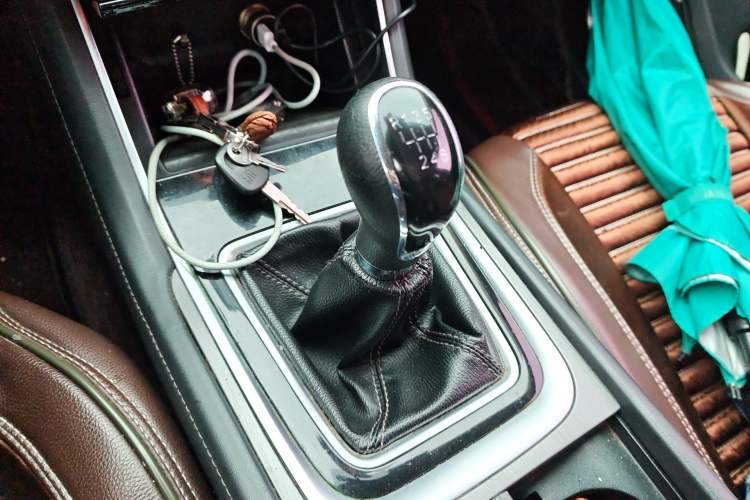 Used CHANGAN Ruicheng CC 2020 1.5T Manual Xuanrui Model Gear Lever