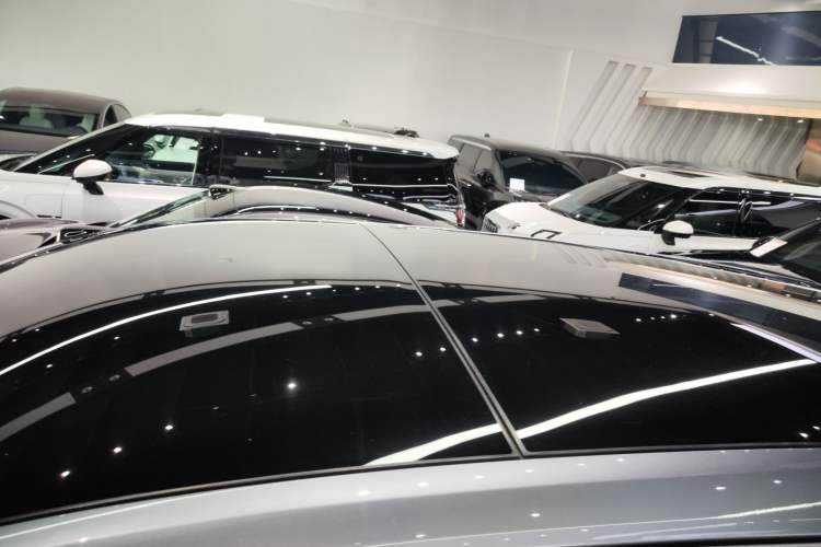 Used ONVO Luxeed L90 2025 Model—Ultra Six-Seater Version