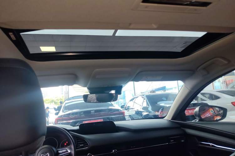 Used Mazda 3 Axela 2022 2.0L Automatic Zhiya Edition
