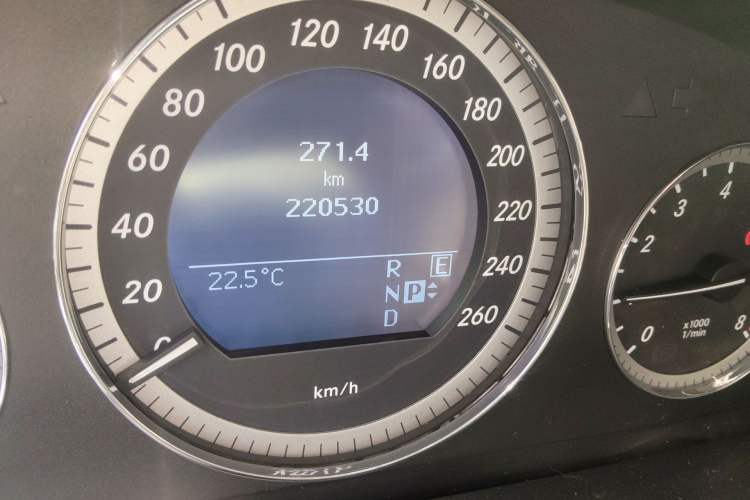 Used Mercedes-Benz E-Class 2011 E 300 L Elegant Model