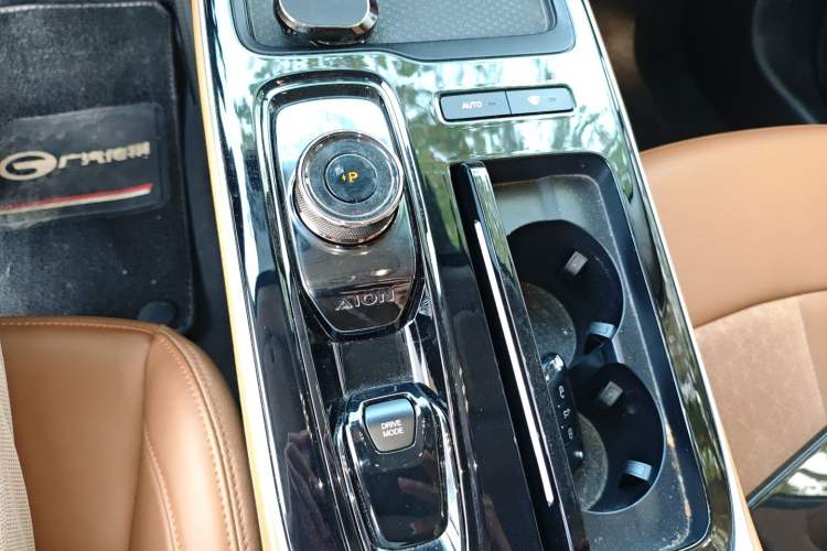 Used AION S 2022 Meizu 580 Gear Lever