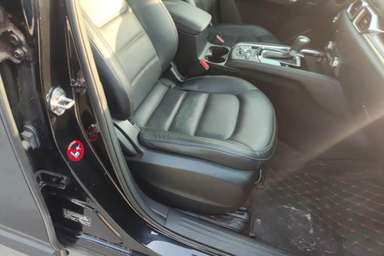 Used Mazda CX-5 2019 Cloud-Controlled Version 2.5L Automatic Two-Wheel Drive Luxury Trim China VI Standard
