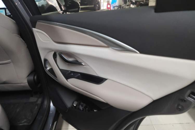 Used BYD Song Pro New Energy 2024 HONOR Edition DM-i 71KM Navigation Model