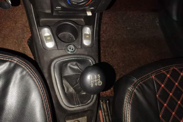 Used BYD F0 2011 Shangku Edition 1.0L XuanKu Model