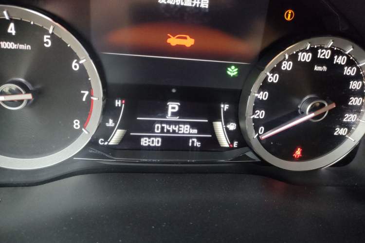 Used Honda UR-V 2017 370TURBO Four-Wheel Drive Prestige Edition China V Odometer Close Up