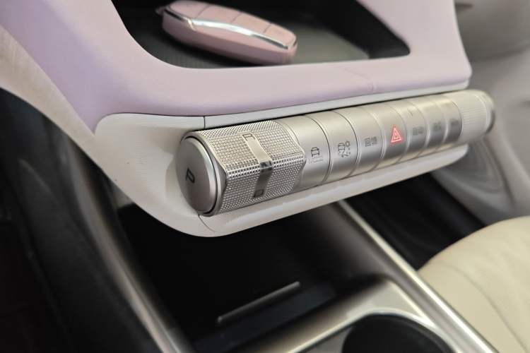 Used BYD Dolphin 2023 420 km Free Version
