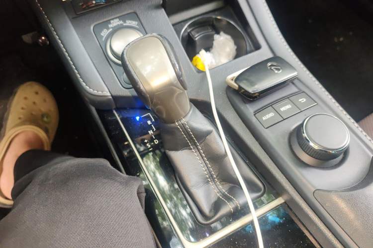 Used Lexus ES 2017 200 30th Anniversary Edition
