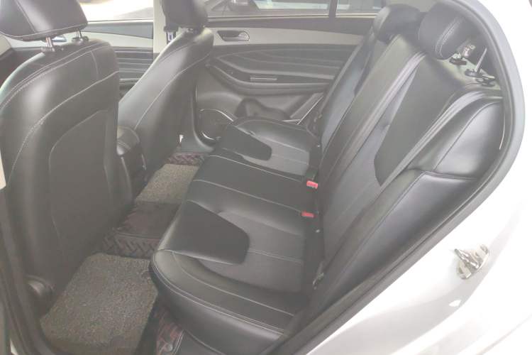 Used Chery Arrizo GX 2018 1.5T CVT Dynamic Color Version China V Standard
