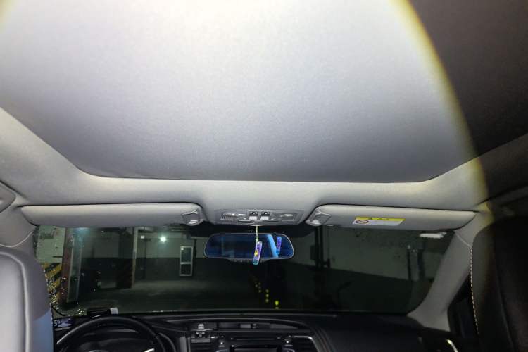 Used Toyota Highlander 2017 2.0T Four-Wheel Drive Luxury Edition 7 Seats